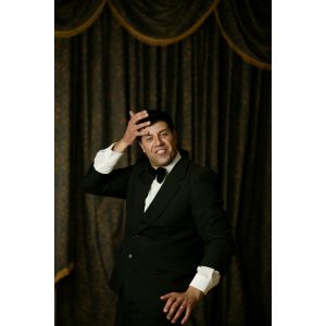 Tony Lewis Comedian
